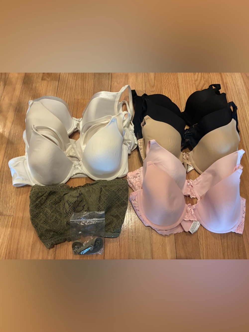 Women’s Smooth T-Shirt Bras Lot 36B